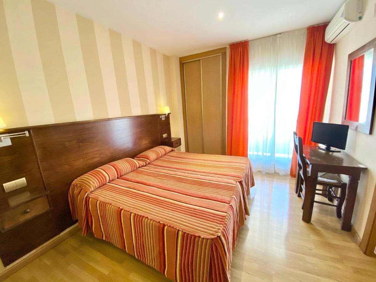 Hotel Fernando IV Martos Exterior foto